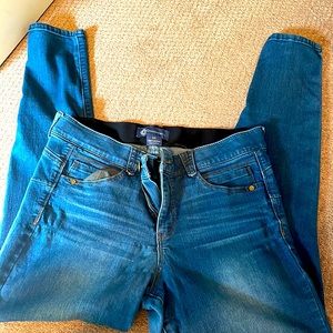 Democracy Absolution size 14